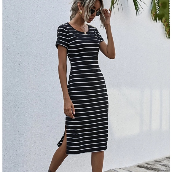 Rouge! Dresses & Skirts - Striped Tee Shirt Dress Side Slits White on Black Short Sleeves
